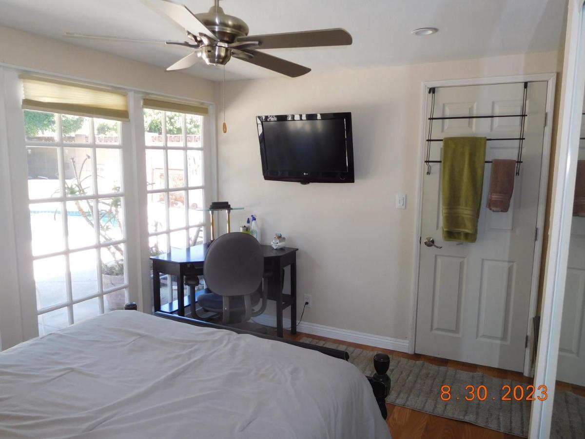 Nice Northridge 4-2-2 Pool Home Near Csun And Pierce College Los Angeles Exterior photo